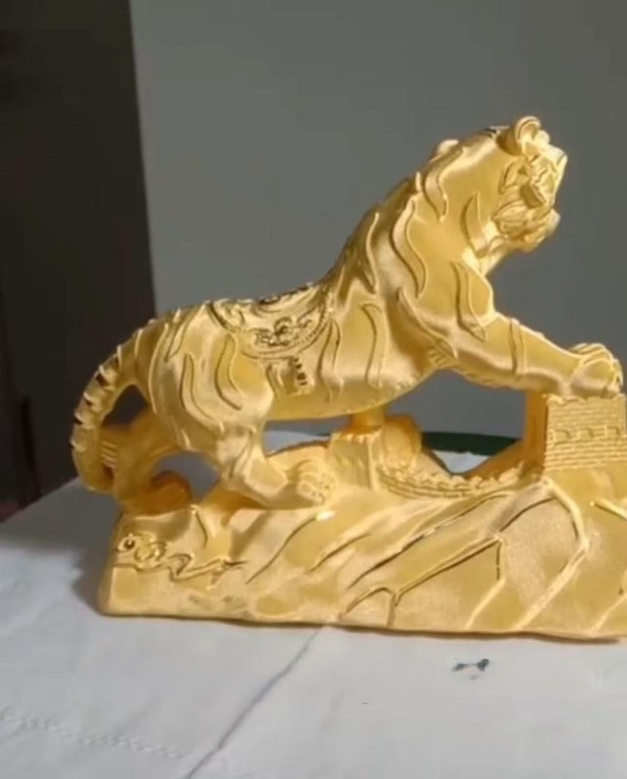 绒毛金电铸